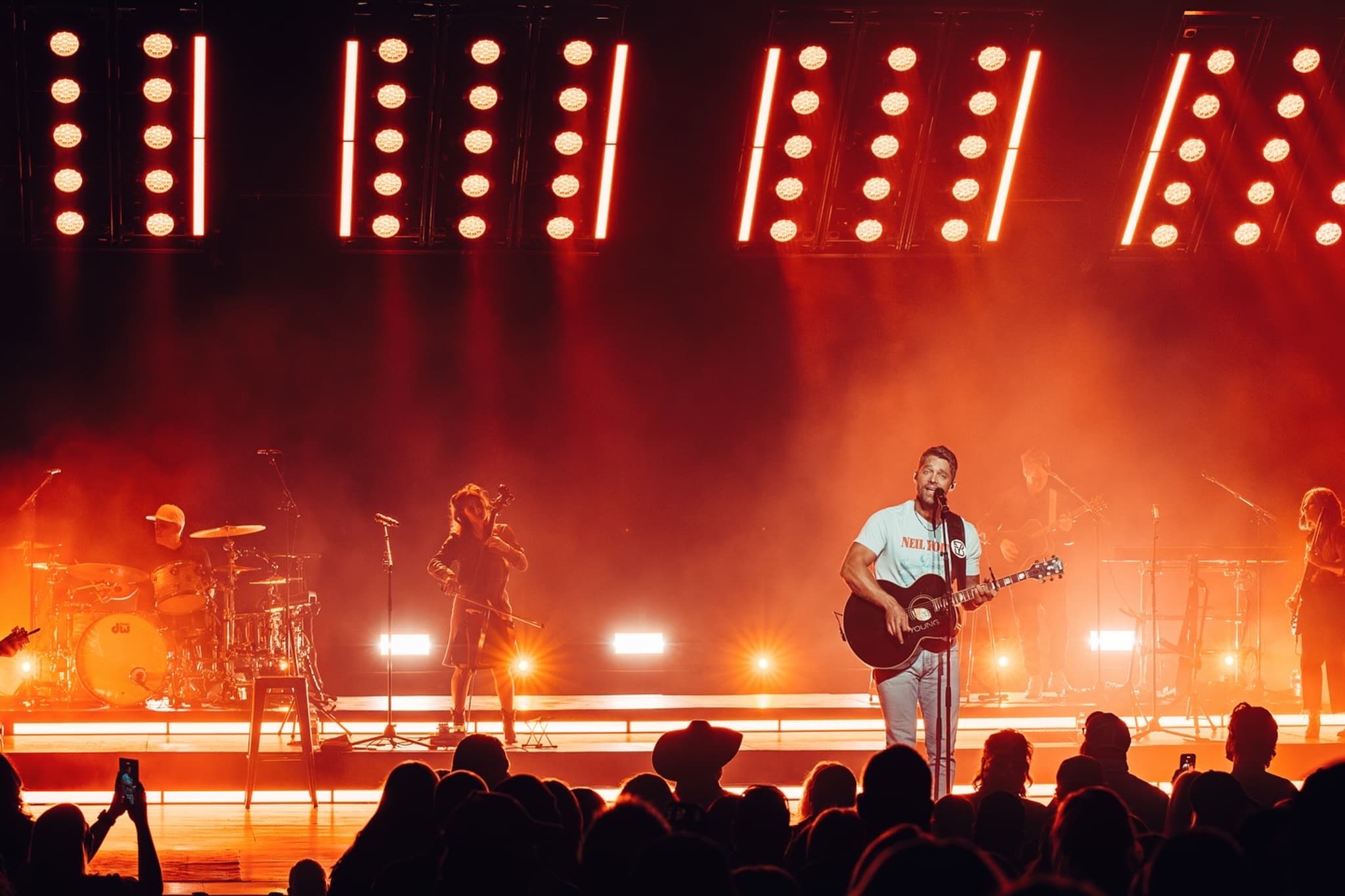 Brett Young – Back To The Basics Tour