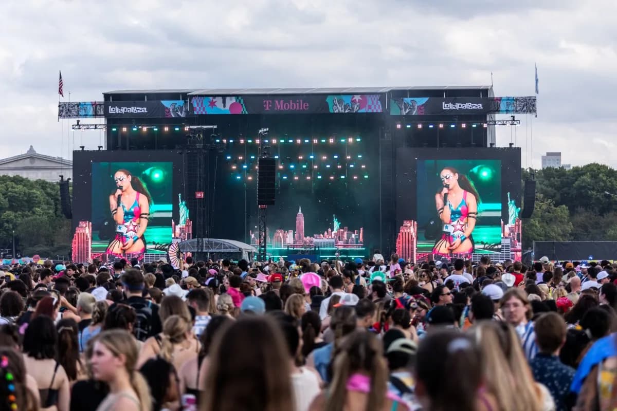Chappell Roan – Festivals (Lollapalooza & ACL)