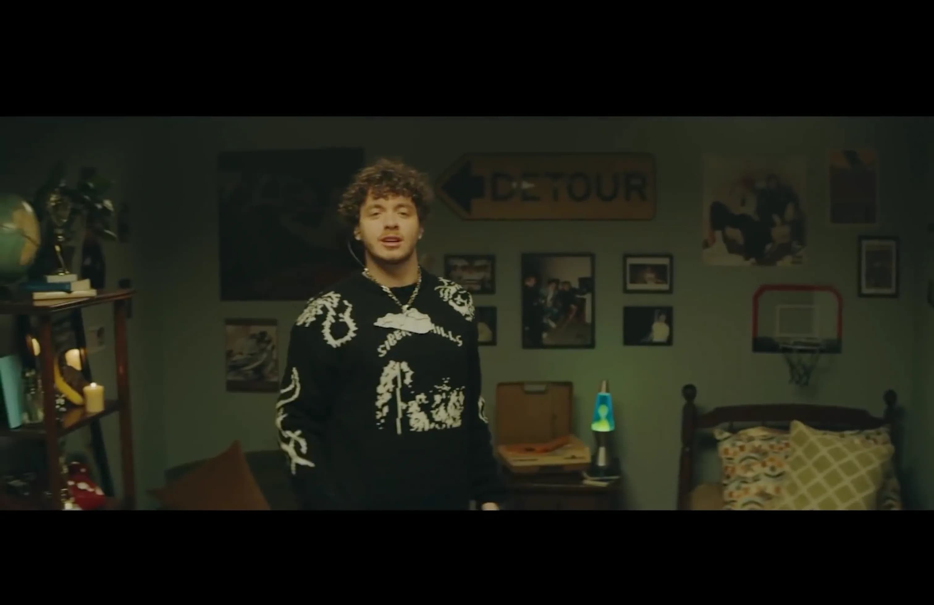 Jack Harlow – The Tonight Show Starring Jimmy Fallon